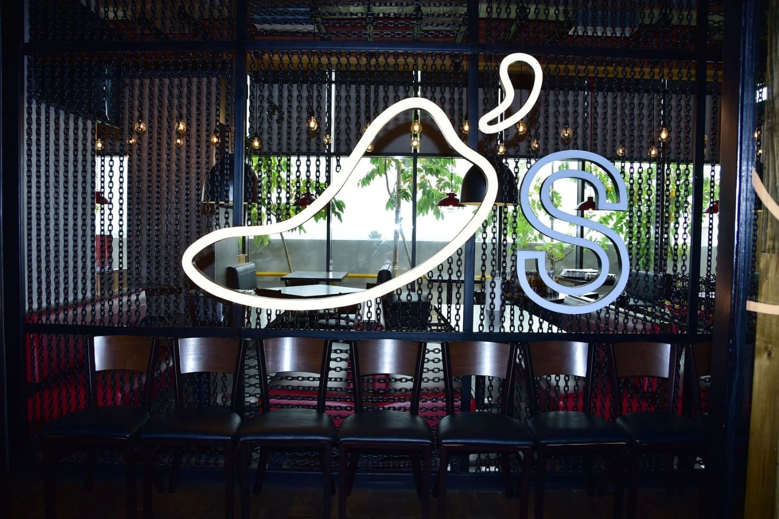 RISHABH DESIGNS & INTERIOR