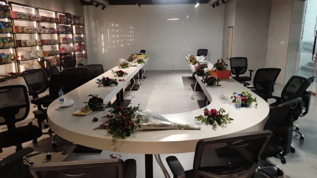 How to Mix Modern and Traditional Design Elements